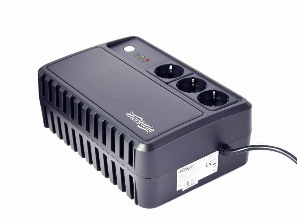 Источник бесперебойного питания 800VA Gembird EG-UPS-3SDT800-01
